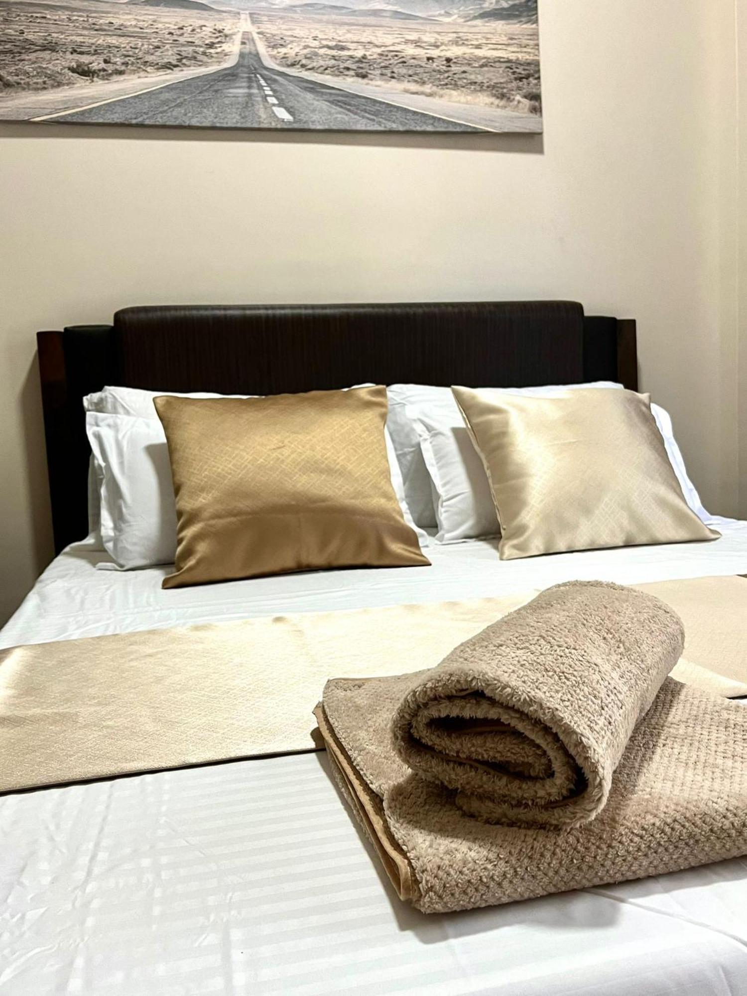 Studio At 81 Newport Boulevard Near Naia With Free Access To All Amenities Up To 2 Pax Manilla Buitenkant foto